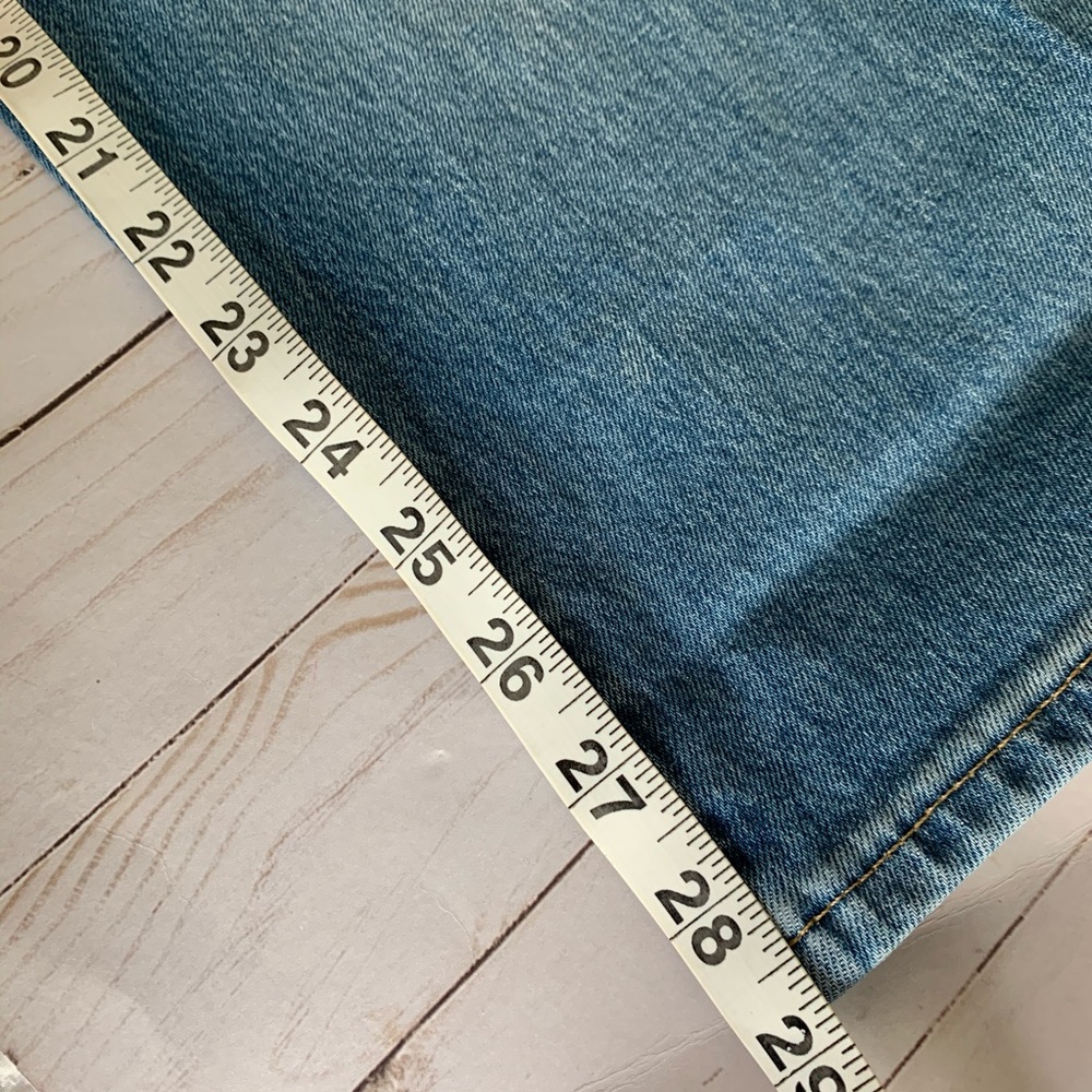 🆕J. Crew slim broken in boyfriend jeans - Picture 7 of 9